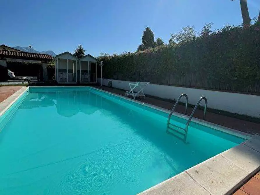 Immagine 4 di Villa in affitto  a Forte Dei Marmi