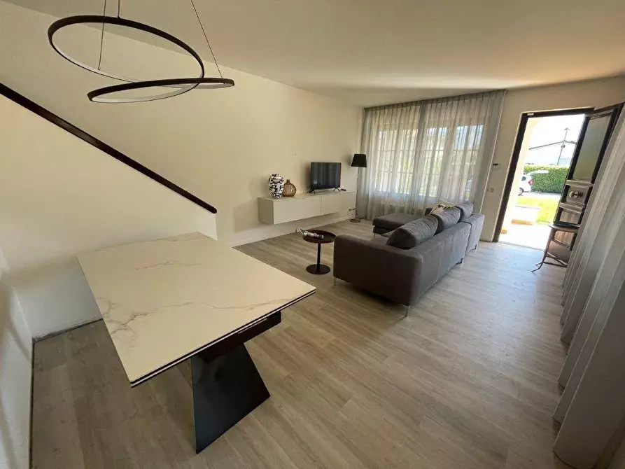 Immagine 16 di Villa in affitto  a Forte Dei Marmi