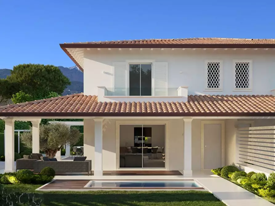 Immagine 4 di Casa bifamiliare in vendita  in via Terreni Pacchiani a Forte Dei Marmi