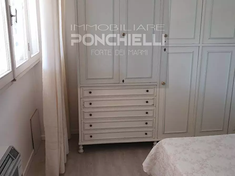 Immagine 8 di Appartamento in vendita  in mazzini a Forte Dei Marmi