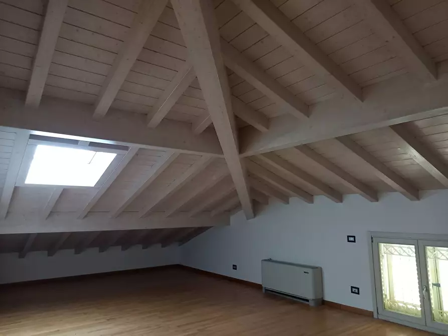 Immagine 23 di Casa bifamiliare in vendita  in via Apua a Pietrasanta