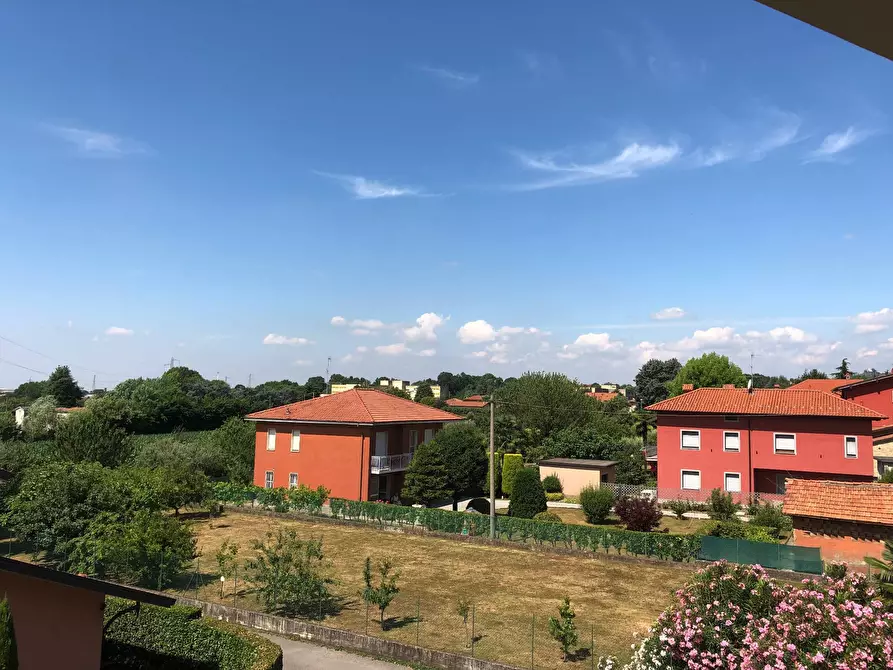 Immagine 18 di Appartamento in vendita  in Via Piave a Robbiate