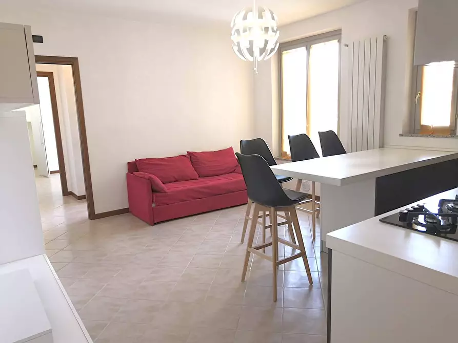 Immagine 3 di Appartamento in vendita  in Via Trieste a Terno D'isola