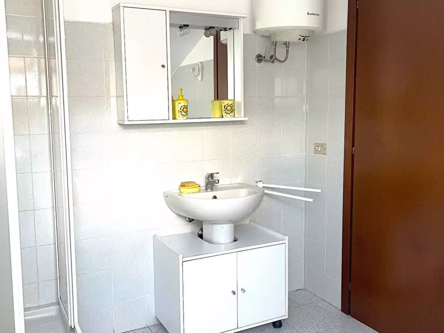 Immagine 12 di Appartamento in affitto  in Via Camperio a Monza