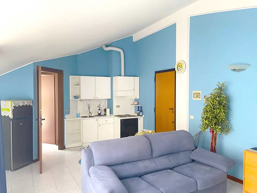 Immagine 2 di Appartamento in affitto  in Via Camperio a Monza