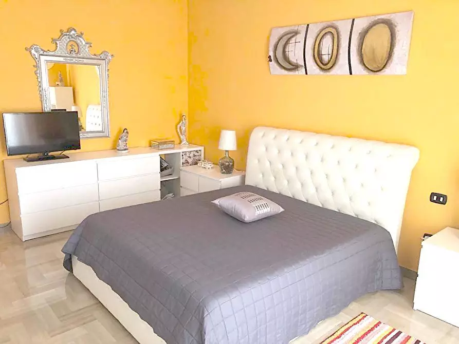 Immagine 21 di Appartamento in vendita  in P.za 7 Martiri a Terno D'isola