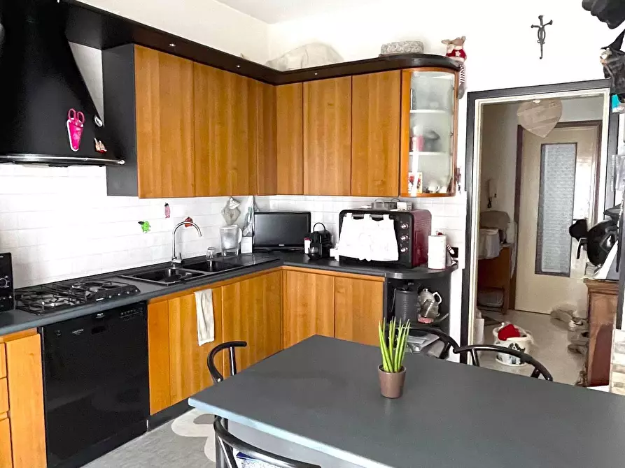 Immagine 6 di Appartamento in vendita  in Via Lorenzo Lotto a Presezzo