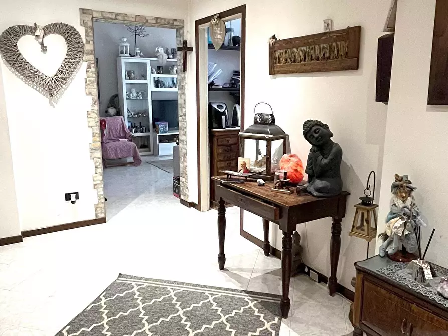 Immagine 14 di Appartamento in vendita  in Via Lorenzo Lotto a Presezzo