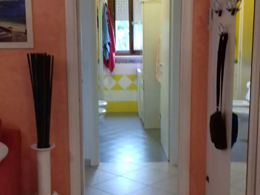 Immagine 7 di Appartamento in vendita  in via dei pioppi a Martinsicuro