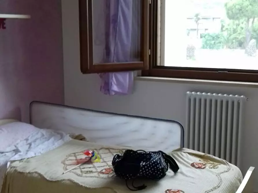 Immagine 14 di Appartamento in vendita  in via dei pioppi a Martinsicuro