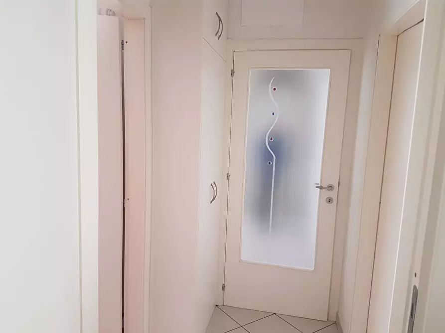 Immagine 28 di Appartamento in vendita  in via dei mille a San Benedetto Del Tronto