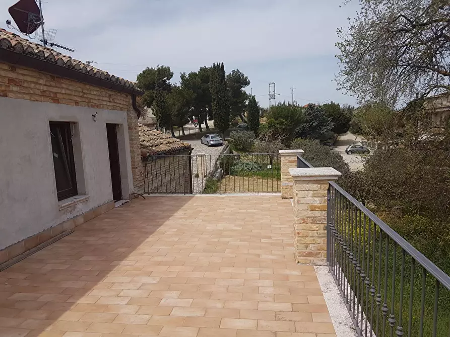 Immagine 9 di Rustico / casale in vendita  in provinciale 54 a Acquaviva Picena