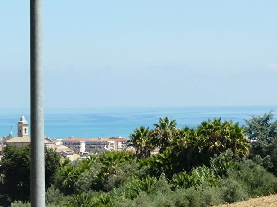 Immagine 10 di Villetta a schiera in vendita  in VALLE DEL FORNO a San Benedetto Del Tronto