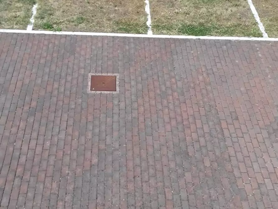 Immagine 29 di Appartamento in vendita  in via dei pioppi a Martinsicuro