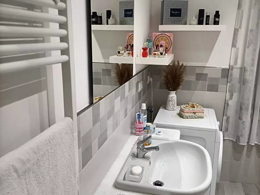 Immagine 17 di Appartamento in vendita  in Via Manara a San Benedetto Del Tronto