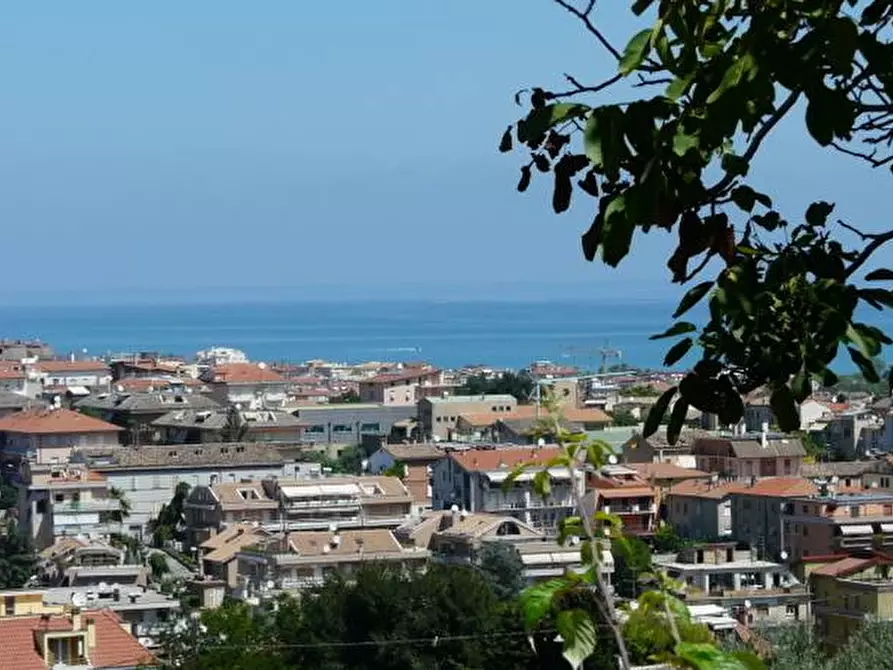 Immagine 1 di Terreno residenziale in vendita  in contrada Valle del forno a San Benedetto Del Tronto