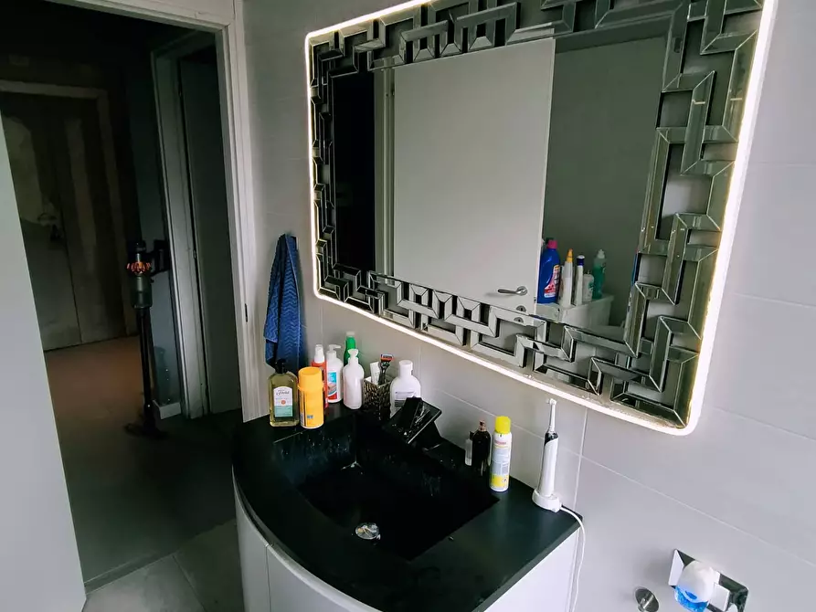 Immagine 12 di Appartamento in vendita  in Viale Alcide De Gasperi a San Benedetto Del Tronto