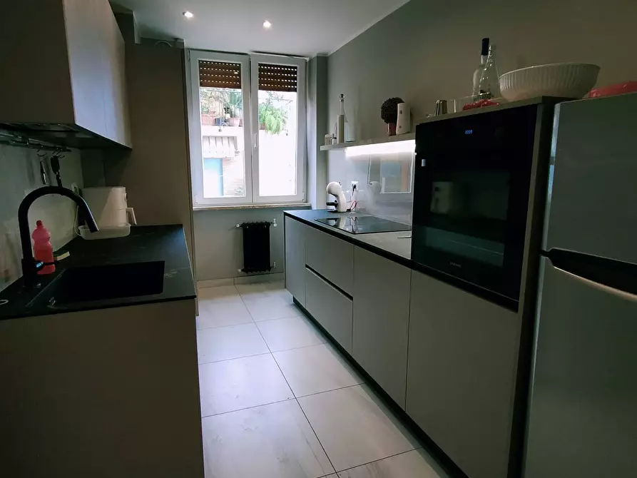 Immagine 17 di Appartamento in vendita  in Viale Alcide De Gasperi a San Benedetto Del Tronto