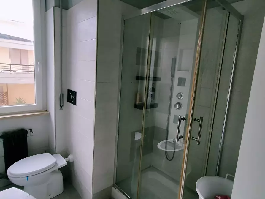 Immagine 14 di Appartamento in vendita  in Viale Alcide De Gasperi a San Benedetto Del Tronto