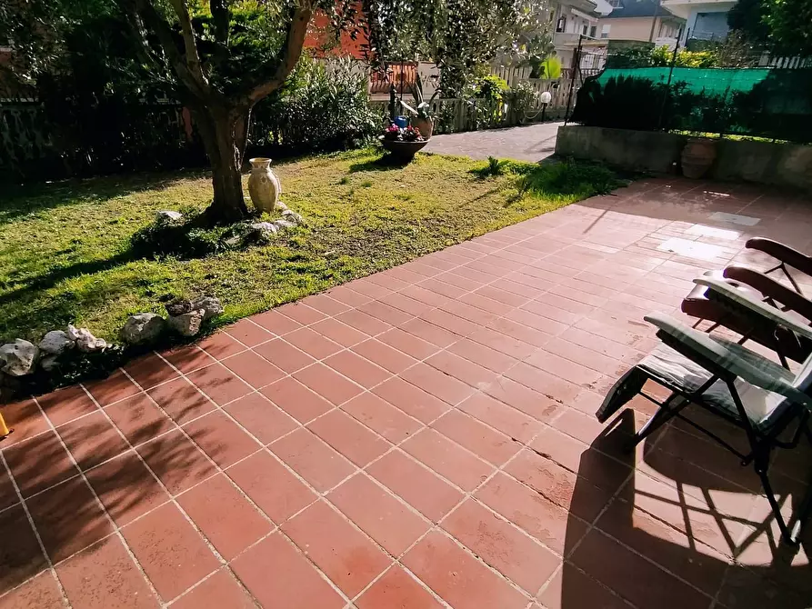 Immagine 14 di Appartamento in vendita  in Via Firenze a Grottammare