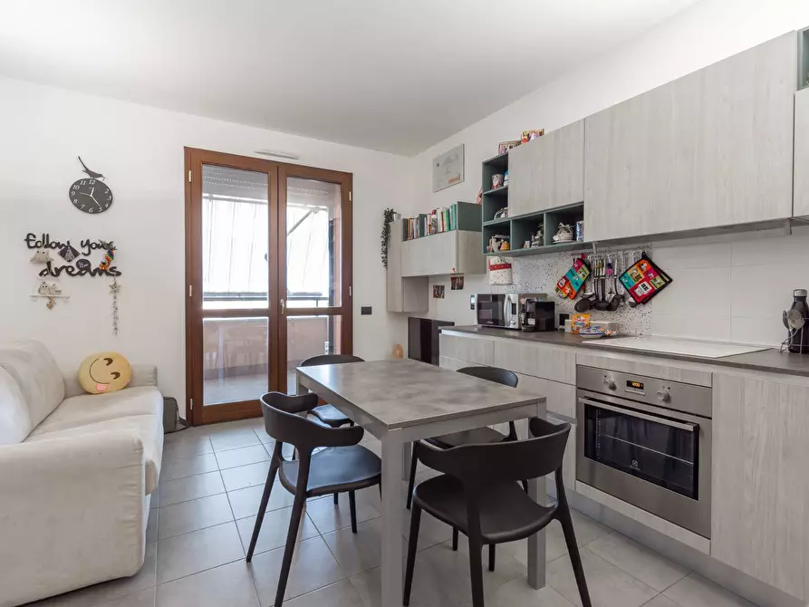 Immagine 13 di Appartamento in affitto  in via Erice a Milano