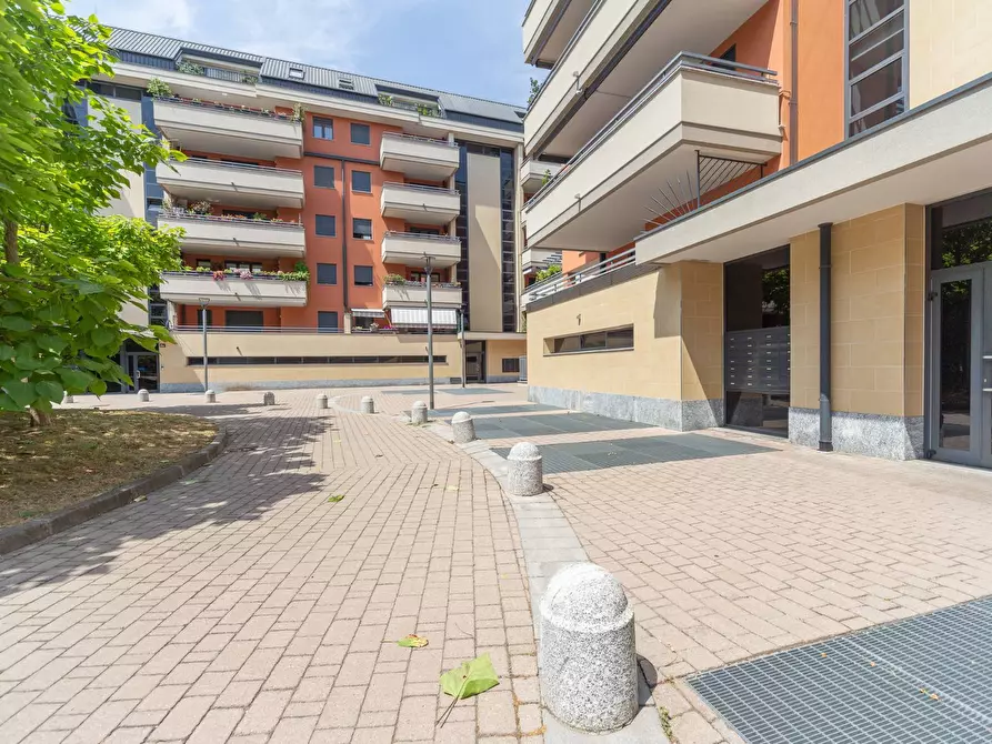 Immagine 18 di Appartamento in affitto  in via Erice a Milano