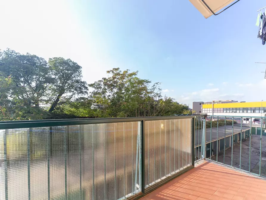 Immagine 2 di Appartamento in vendita  in via Monti Sabini a Milano