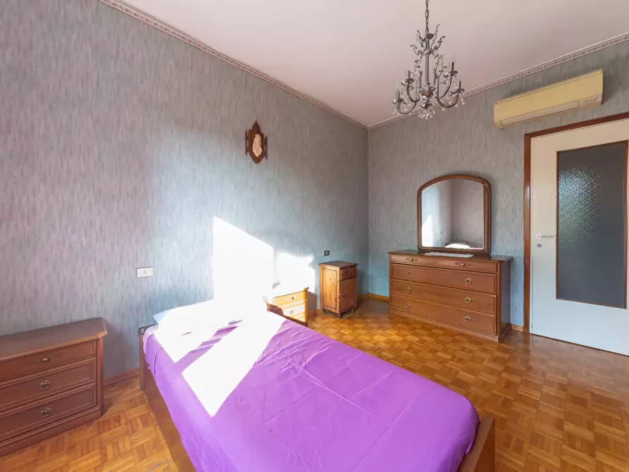 Immagine 14 di Appartamento in vendita  in via Monti Sabini a Milano