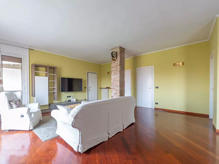 Immagine 6 di Attico in vendita  in Via Federico Chopin a Milano