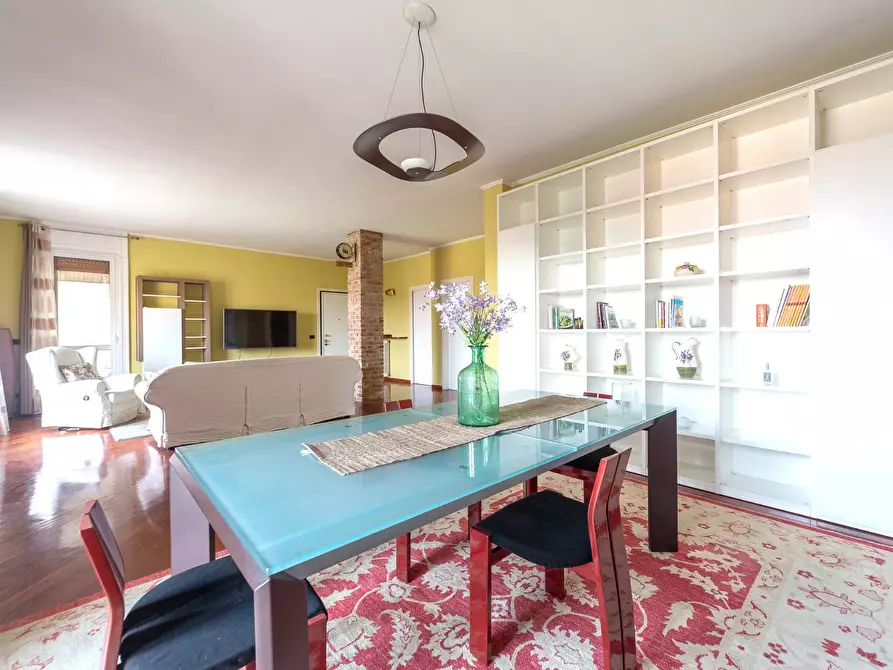 Immagine 11 di Attico in vendita  in Via Federico Chopin a Milano