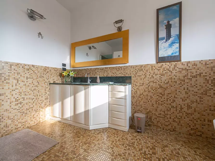 Immagine 29 di Attico in vendita  in Via Federico Chopin a Milano