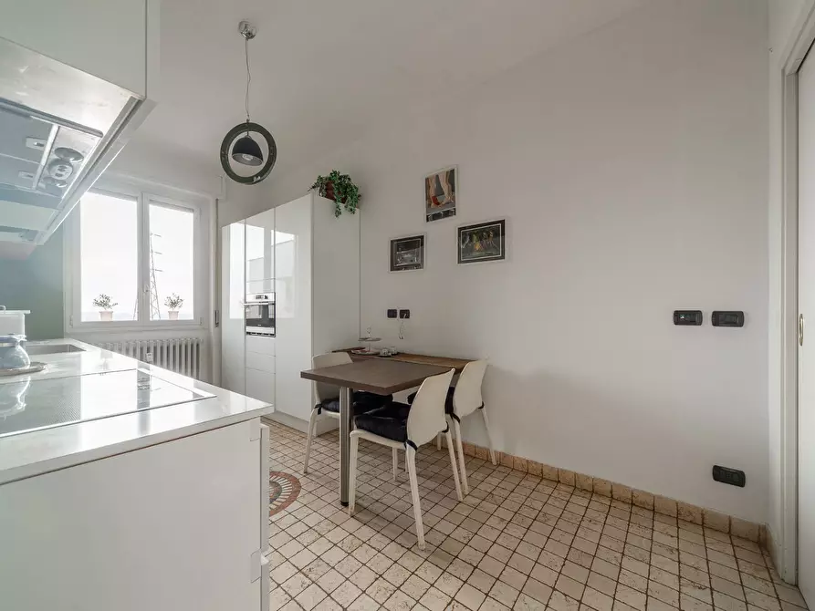 Immagine 19 di Attico in vendita  in Via Federico Chopin a Milano