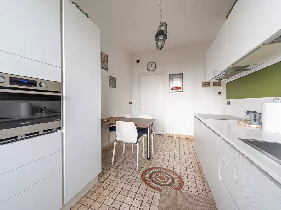 Immagine 16 di Attico in vendita  in Via Federico Chopin a Milano