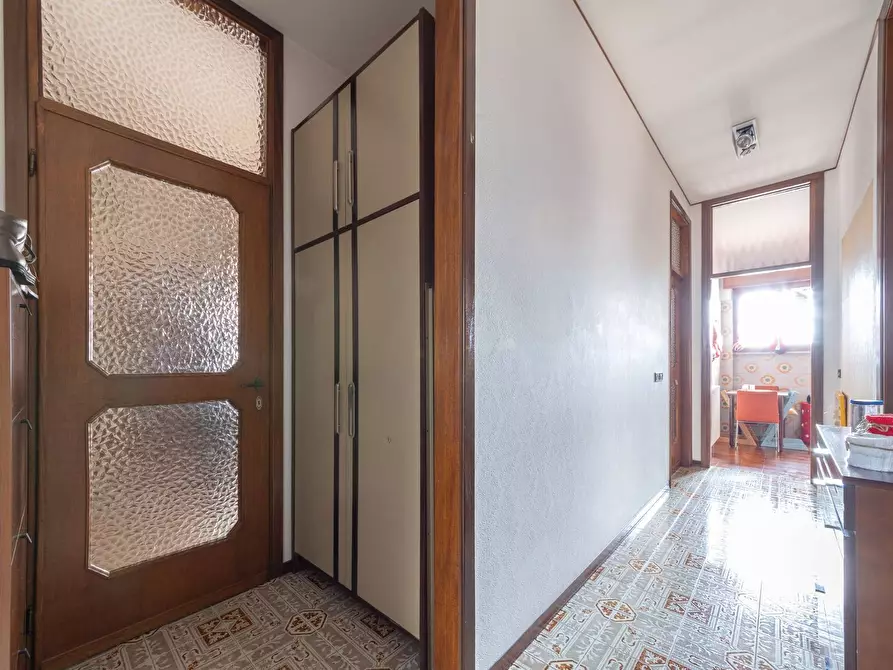 Immagine 13 di Villa in vendita  in via Piave a Corsico