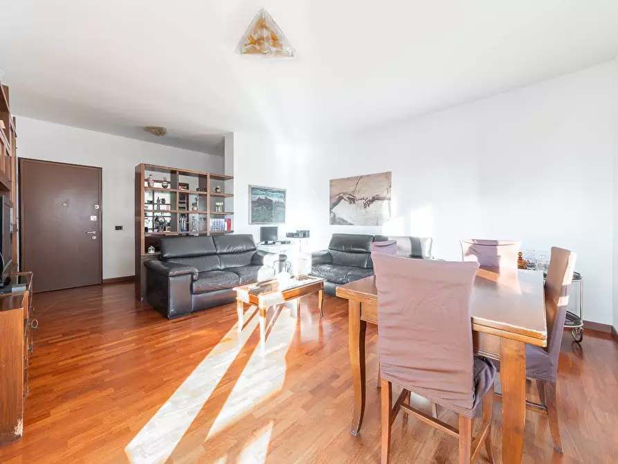 Immagine 5 di Appartamento in vendita  in via Ripamonti a Milano
