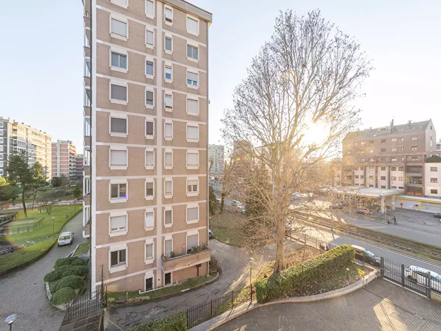 Immagine 19 di Appartamento in vendita  in via Ripamonti a Milano