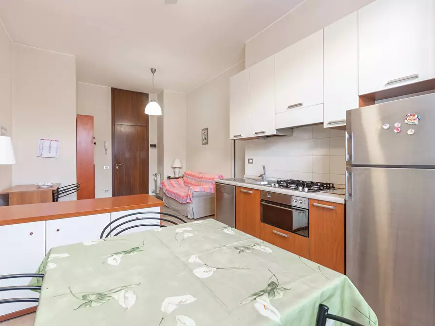 Immagine 3 di Appartamento in vendita  in Via Dei Guarneri a Milano