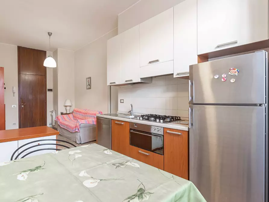 Immagine 8 di Appartamento in vendita  in Via Dei Guarneri a Milano