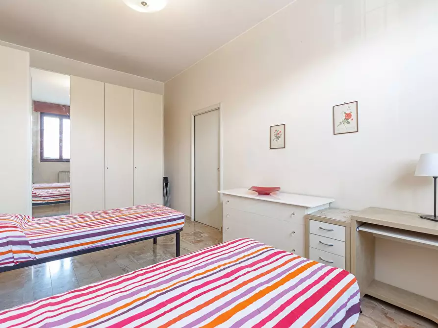 Immagine 15 di Appartamento in vendita  in Via Dei Guarneri a Milano