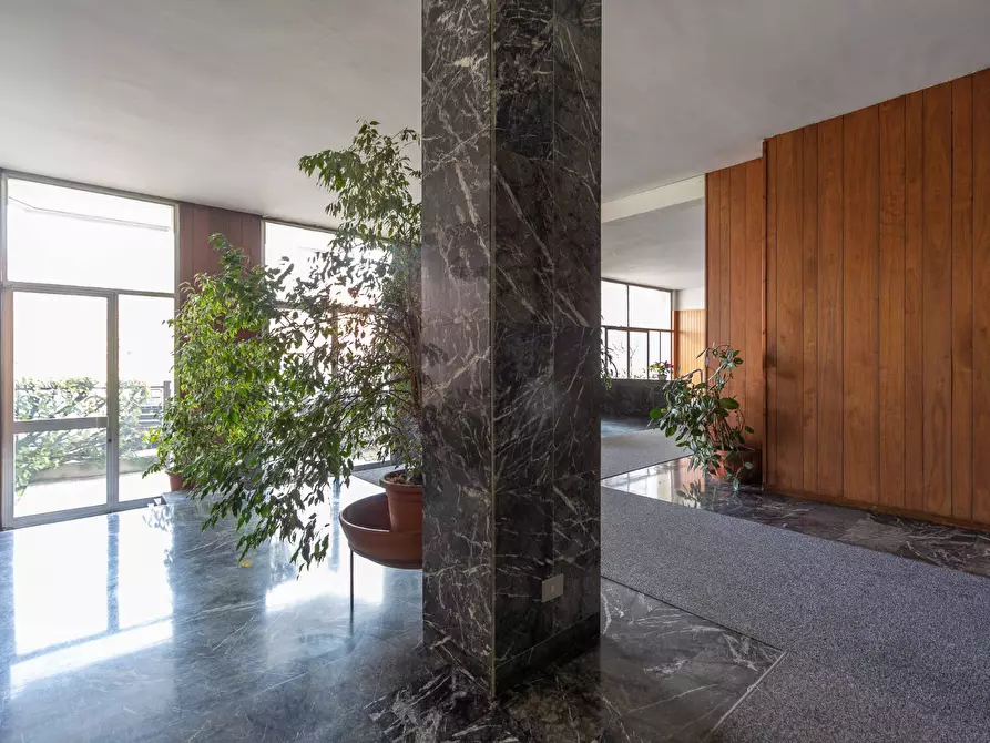 Immagine 19 di Appartamento in vendita  in Via Dei Guarneri a Milano