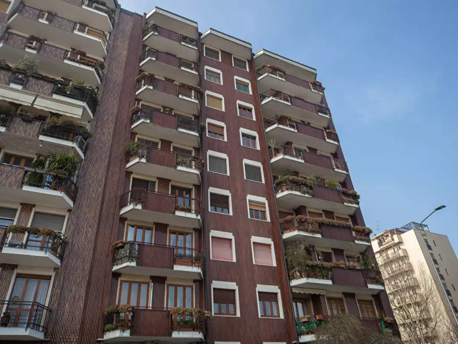 Immagine 23 di Appartamento in vendita  in Via Dei Guarneri a Milano