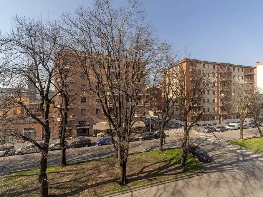 Immagine 20 di Appartamento in vendita  in via Broni a Milano