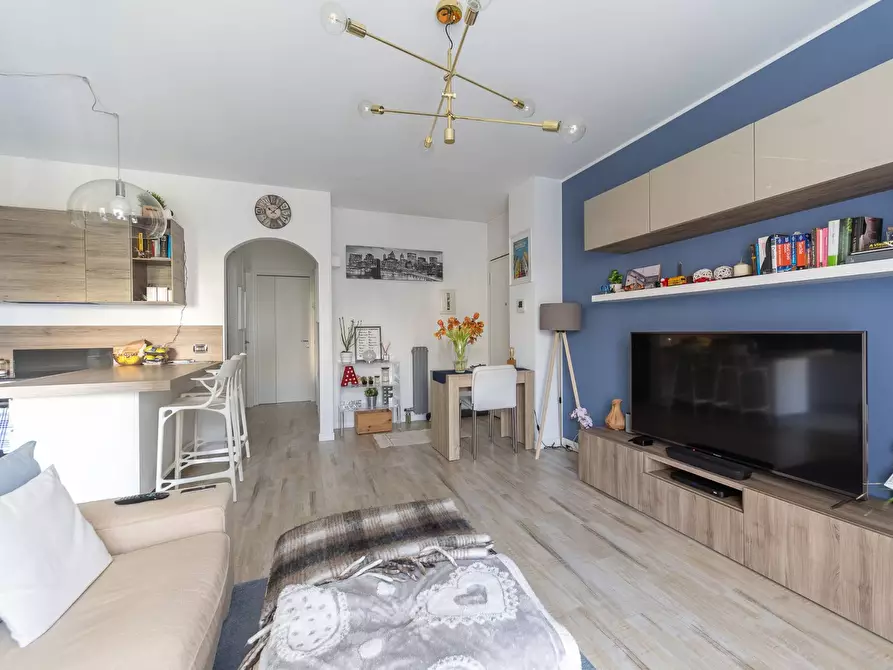 Immagine 5 di Appartamento in vendita  in via mezzanotte a Milano