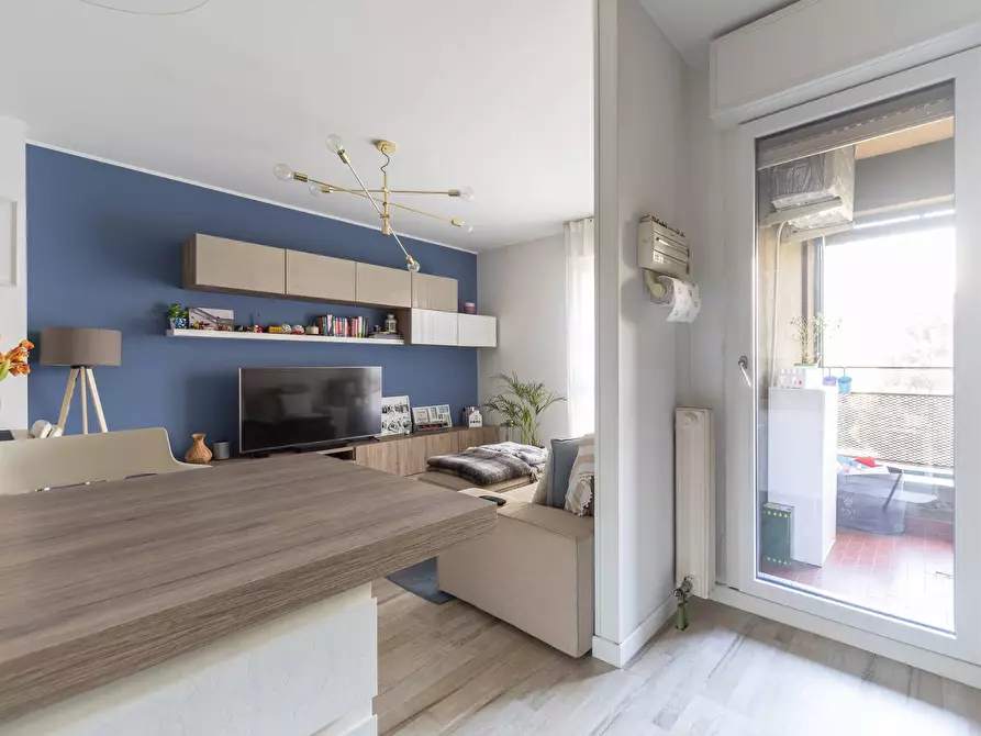 Immagine 9 di Appartamento in vendita  in via mezzanotte a Milano