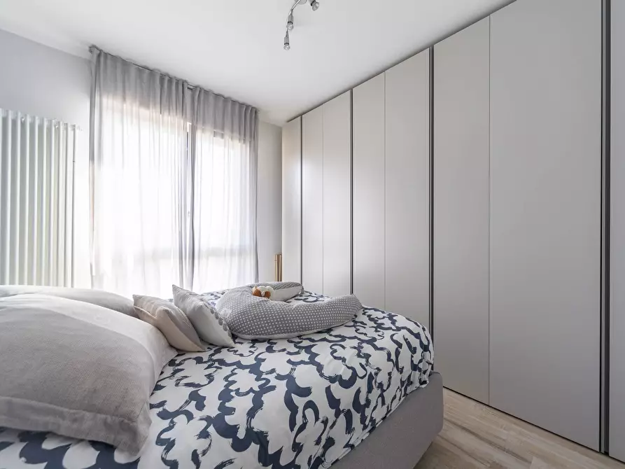 Immagine 23 di Appartamento in vendita  in via mezzanotte a Milano