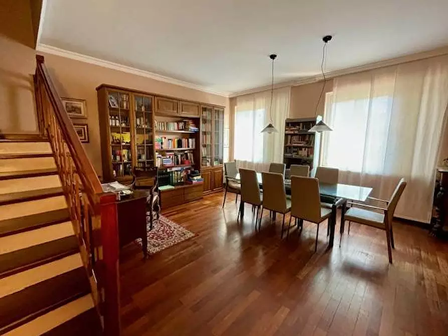 Immagine 4 di Villa in vendita  in Vicolo Leopardi a Piobesi Torinese