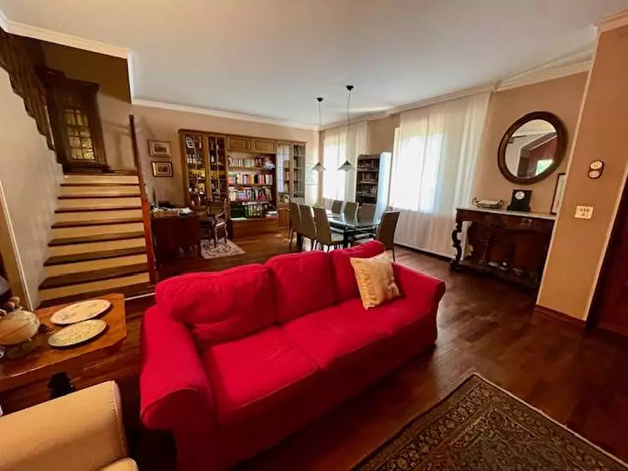 Immagine 3 di Villa in vendita  in Vicolo Leopardi a Piobesi Torinese