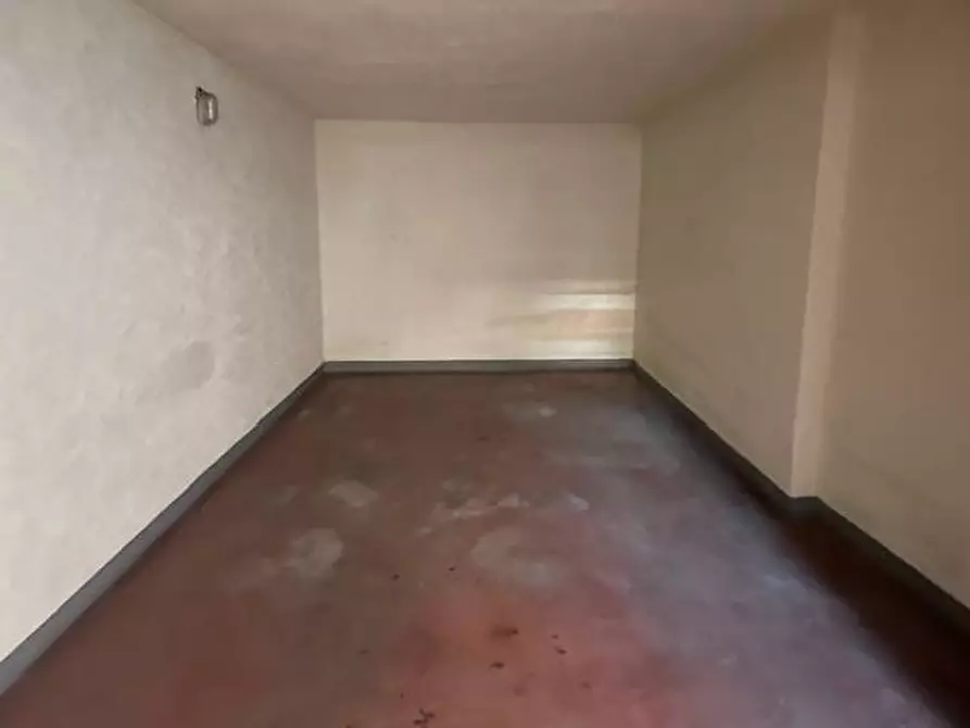 Immagine 1 di Box auto in affitto  in Via Cottolengo a Vinovo