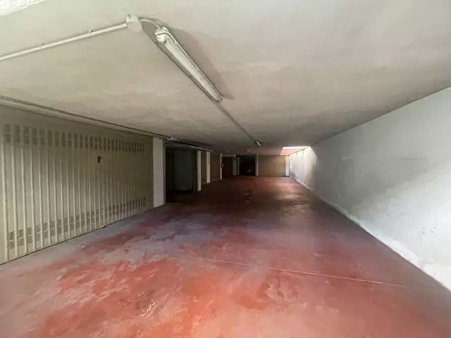 Immagine 4 di Box auto in affitto  in Via Cottolengo a Vinovo