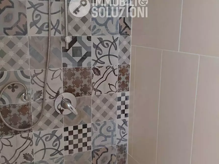 Immagine 5 di Appartamento in vendita  in via abadia a Scanzorosciate